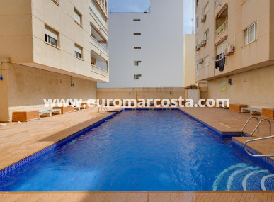 Wohnung - Objekte zum Wiederverkauf - Torrevieja - TORREVIEJA