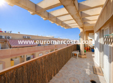Wohnung - Objekte zum Wiederverkauf - Torrevieja - TORREVIEJA