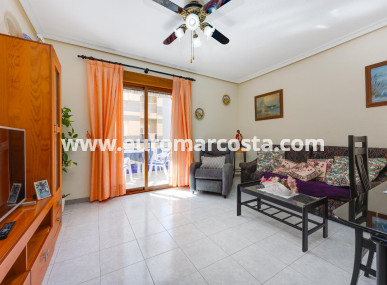 Wohnung - Objekte zum Wiederverkauf - Torrevieja - TORREVIEJA