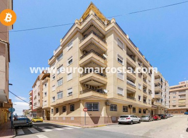 Wohnung - Objekte zum Wiederverkauf - Torrevieja - TORREVIEJA
