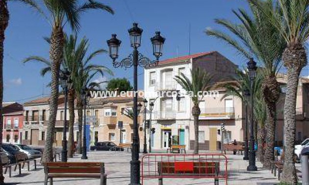 Objekte zum Wiederverkauf - Stadthaus - Algueña - casco urbano