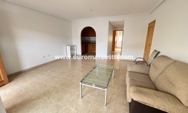 Sale - Bungalow Planta Baja - Daya Nueva