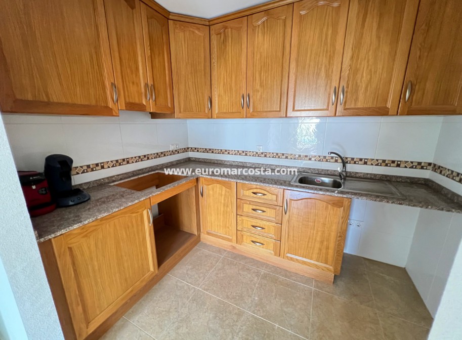 Sale - Bungalow Planta Baja - Daya Nueva