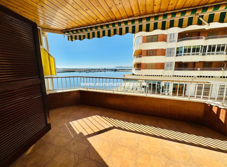 Sale - Apartment / flat - Torrevieja - Playa Acequion