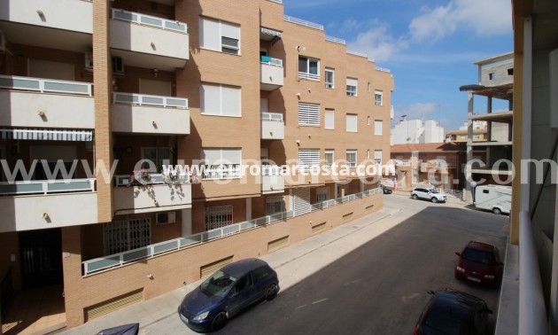 Sale - Apartment / flat - Almoradi - Almoradí