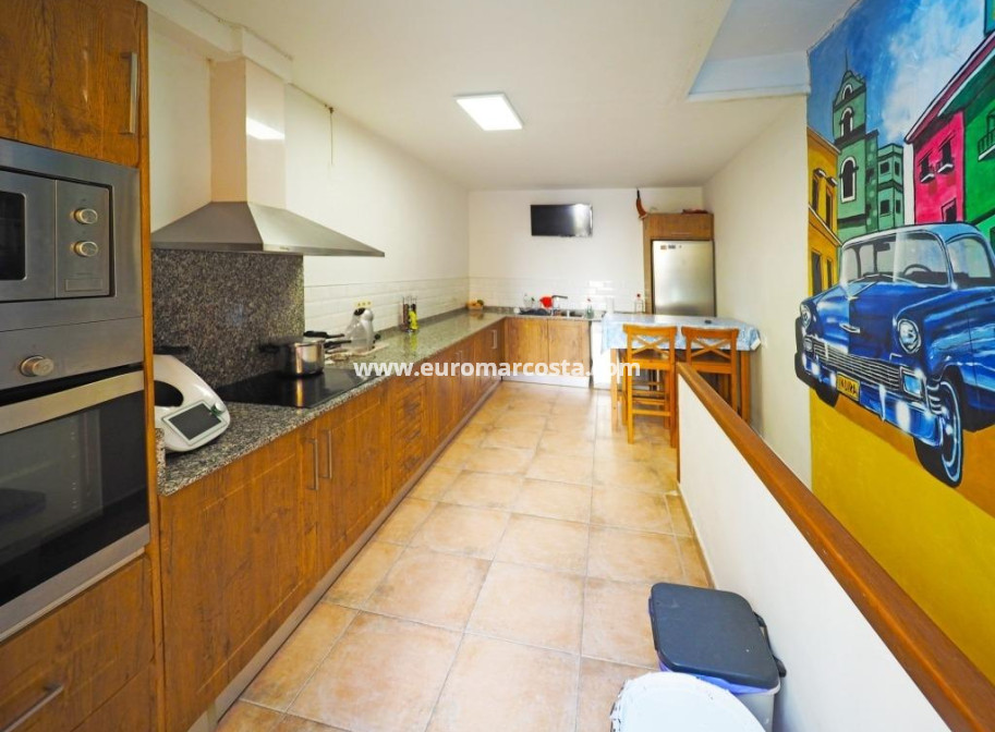 Objekte zum Wiederverkauf - Villa freitstehend - Denia - Casco urbano
