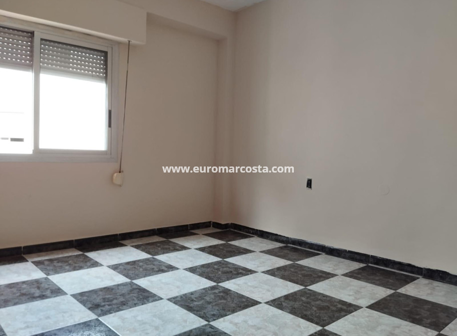 Venta - Apartamento / piso - Oliva - Oliva Pueblo