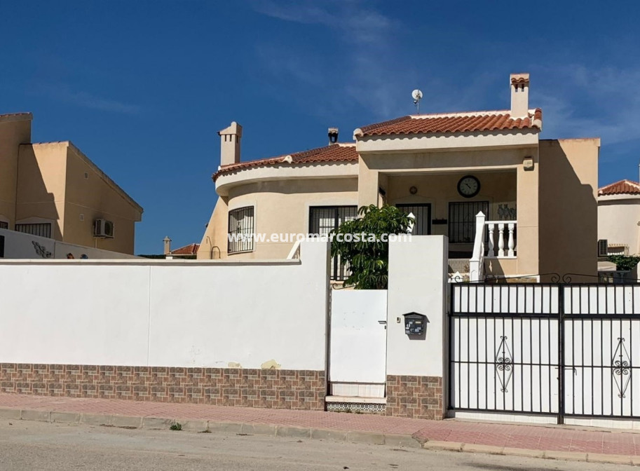 Objekte zum Wiederverkauf - Detached House / Villa - Ciudad quesada - Ciudad Quesada