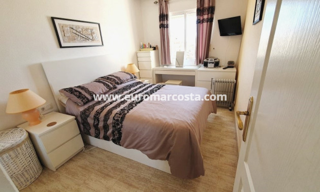 Venta - Apartamento / piso - Torrevieja - TORREVIEJA