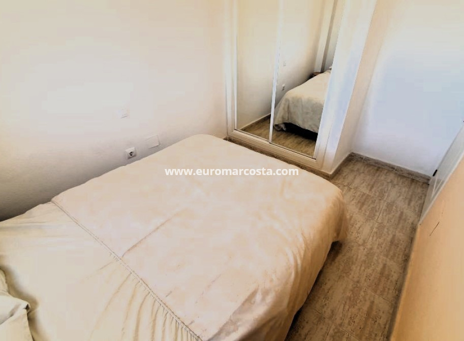 Venta - Apartamento / piso - Torrevieja - TORREVIEJA