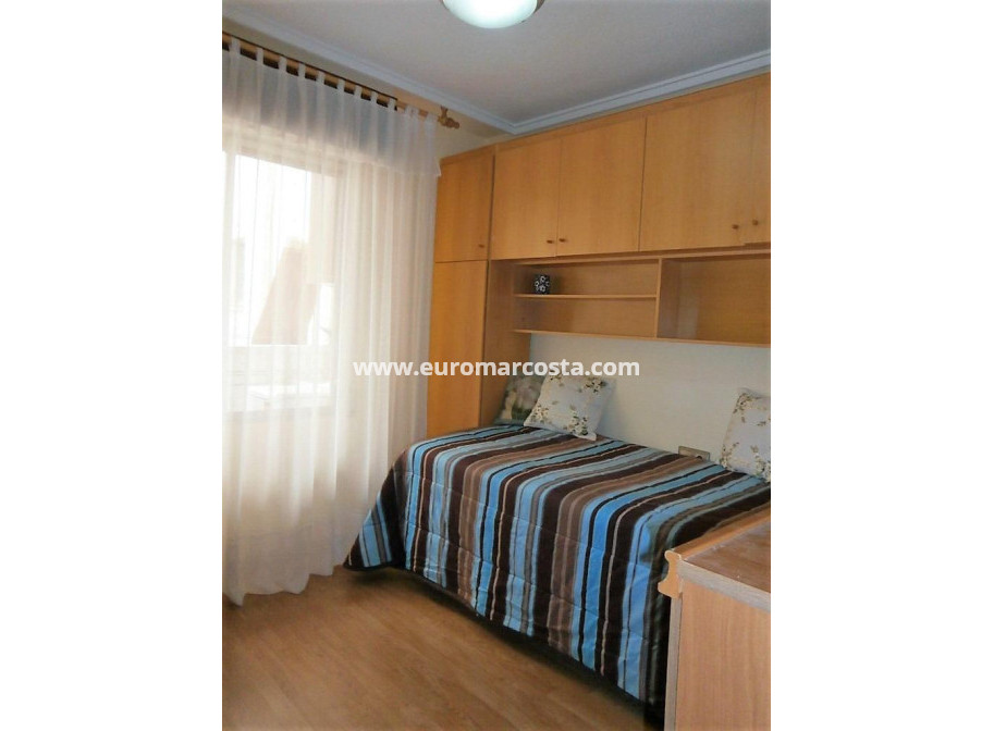 Sale - Apartment / flat - Orihuela - Zona Centro