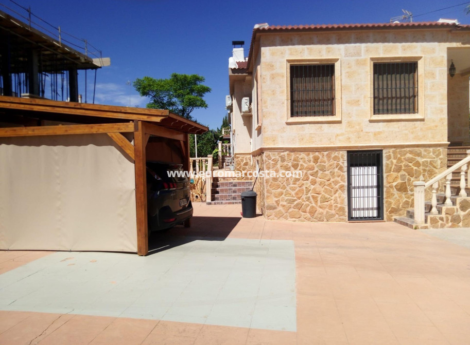 Objekte zum Wiederverkauf - Villa freitstehend - Torrevieja - Eliseos playa