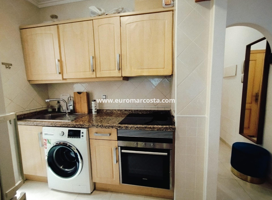 Sale - Apartment / flat - Torrevieja - TORREVIEJA