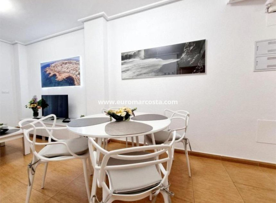 Sale - Apartment / flat - Torrevieja - TORREVIEJA