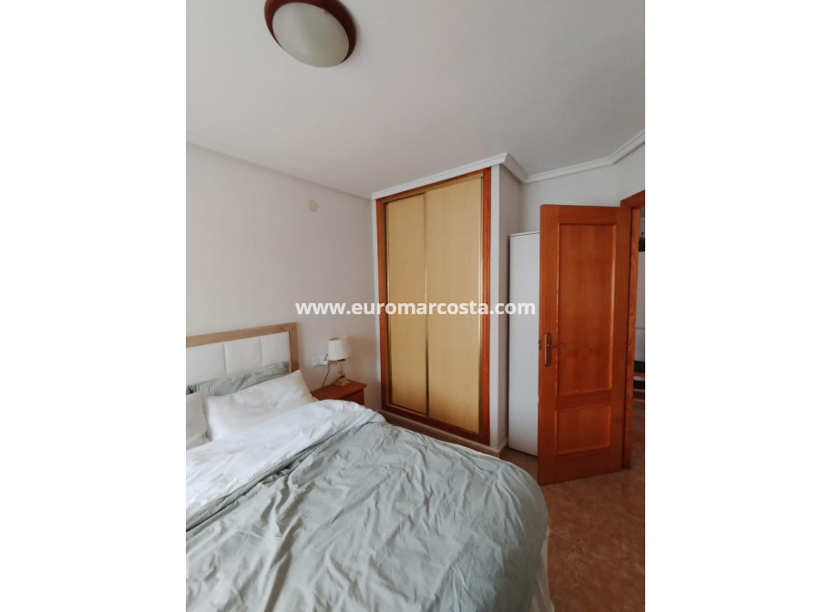 Venta - Apartamento / piso - Torrevieja - TORREVIEJA