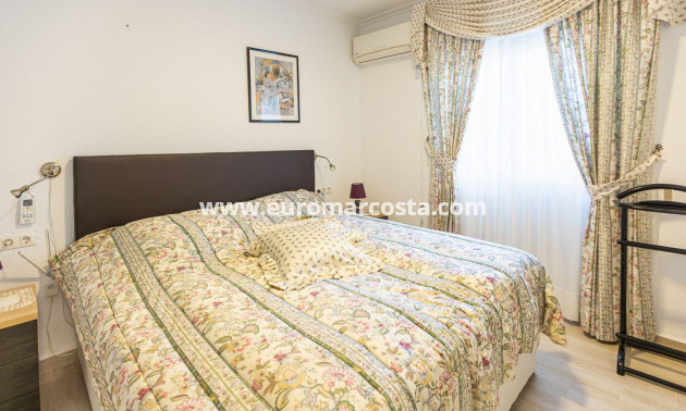 Venta - Villa - Torrevieja - TORREVIEJA