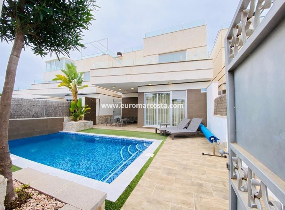 Sale - Villa - Orihuela Costa