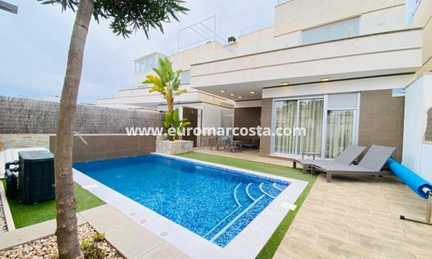 Venta - Villa - Orihuela Costa