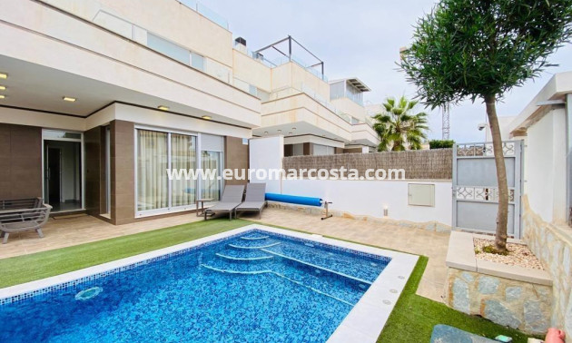 Sale - Villa - Orihuela Costa