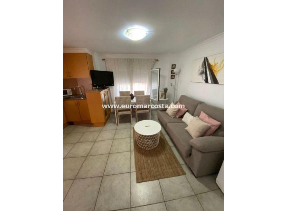 Sale - Apartment / flat - Denia - Km 4