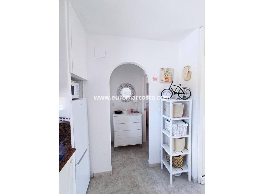 Sale - Apartment / flat - Denia - Km 3