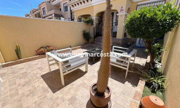 Sale - Townhouse - Torrevieja - TORREVIEJA