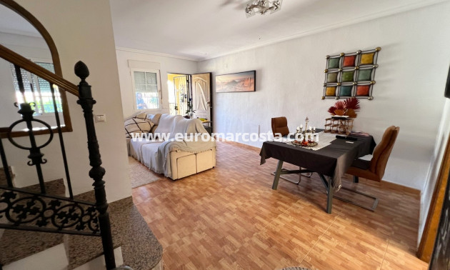 Sale - Townhouse - Torrevieja - TORREVIEJA