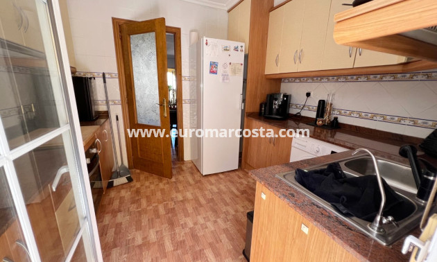 Sale - Townhouse - Torrevieja - TORREVIEJA