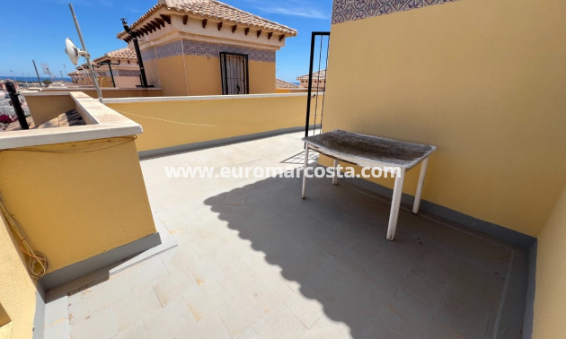 Sale - Townhouse - Torrevieja - TORREVIEJA