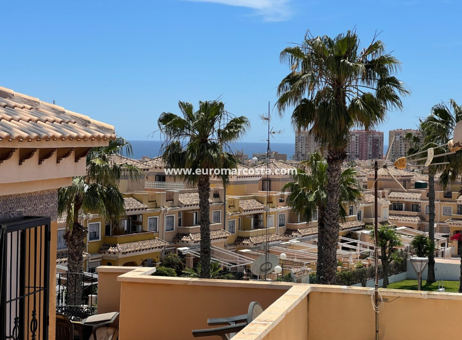 Objekte zum Wiederverkauf - Stadthaus - Torrevieja - TORREVIEJA