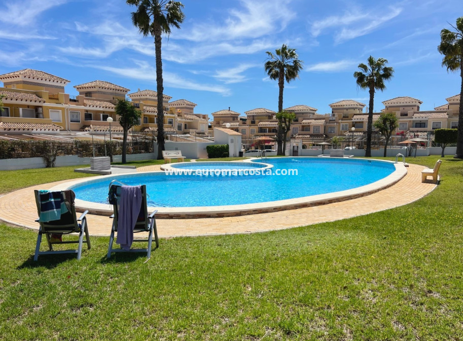 Sale - Townhouse - Torrevieja - TORREVIEJA