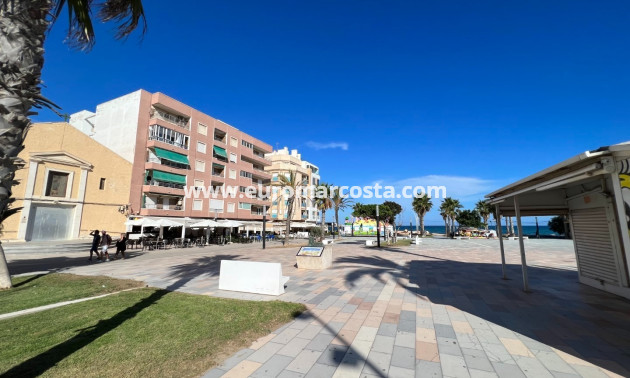 Sale - Apartment / flat - La Mata