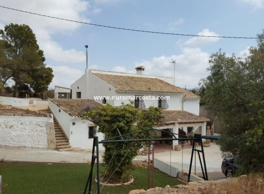 Objekte zum Wiederverkauf - Landhaus - Hondón de las Nieves