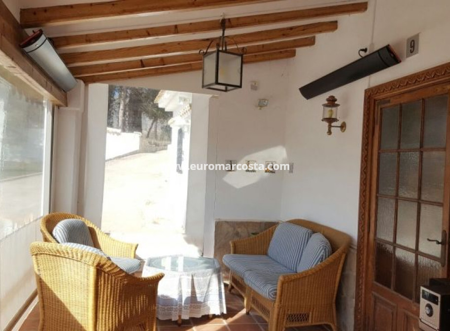 Sale - Country house - Hondón de las Nieves