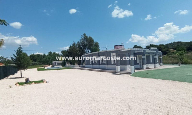 Sale - Villa - Hondón de las Nieves