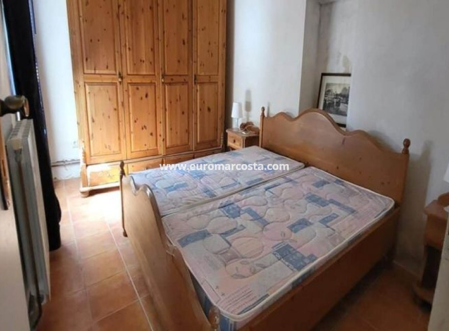 Sale - Country house - La Canalosa