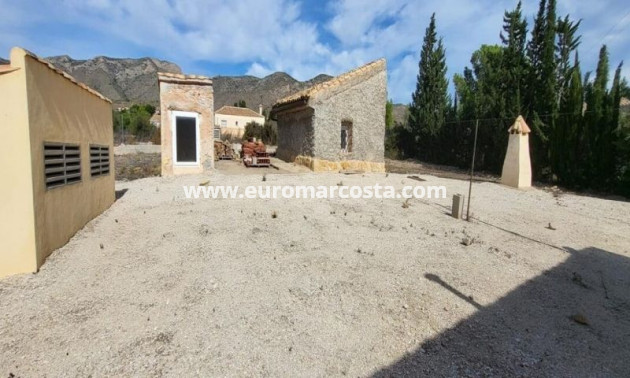 Objekte zum Wiederverkauf - Landhaus - La Canalosa - Alicante