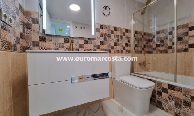 Sale - Apartment / flat - Guardamar del Segura