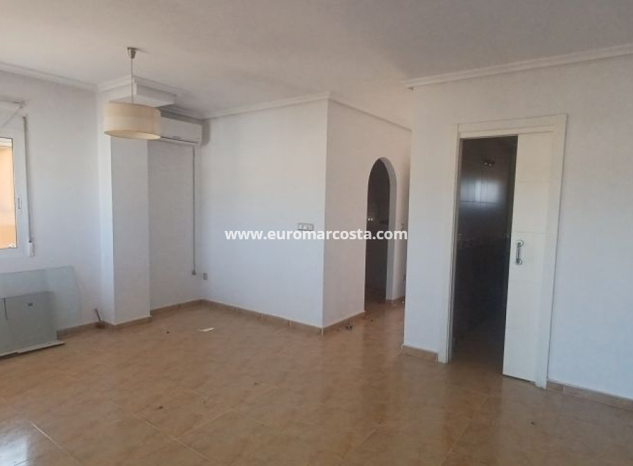 Sale - Apartment / flat - Orihuela Costa