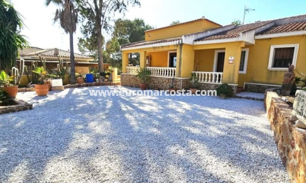 Sale - Villa - Pinar de Campoverde