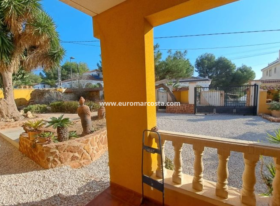 Sale - Villa - Pinar de Campoverde