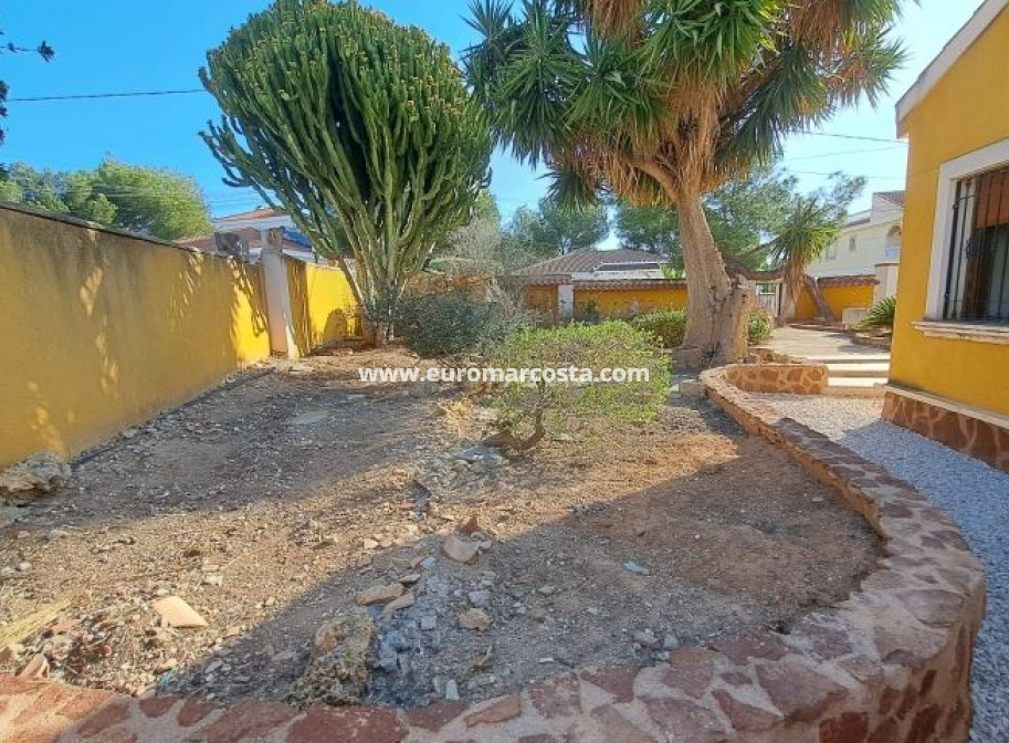 Sale - Villa - Pinar de Campoverde