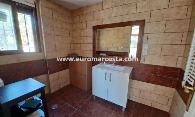 Sale - Villa - Pinar de Campoverde