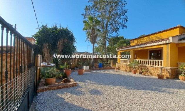 Sale - Villa - Pinar de Campoverde