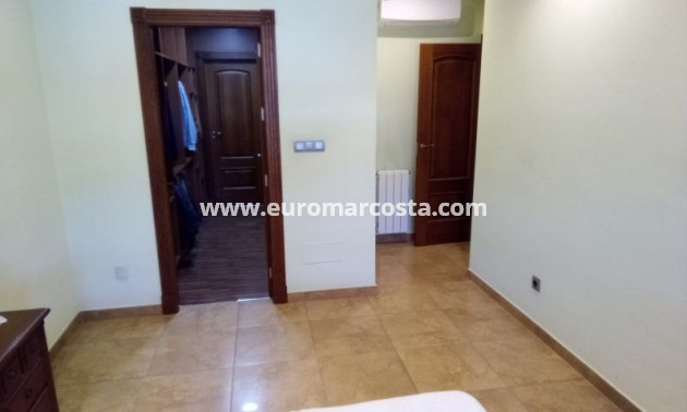 Sale - Villa - Pilar de la Horadada