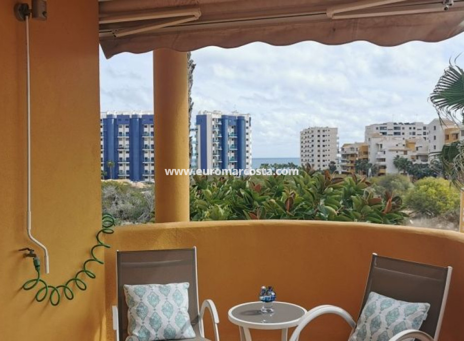 Sale - Apartment / flat - Alicante