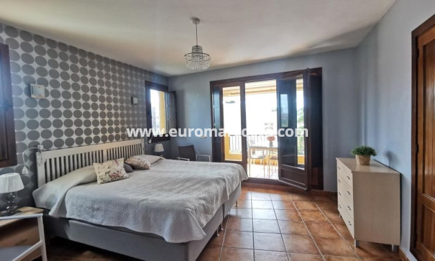 Sale - Apartment / flat - Alicante