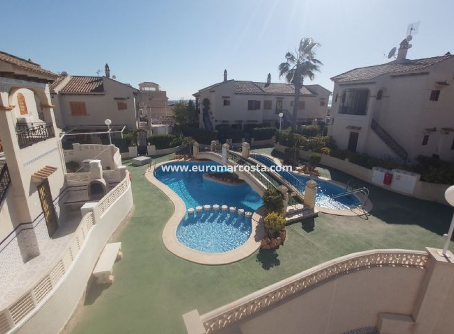 Objekte zum Wiederverkauf - Bungalow - Torrevieja - TORREVIEJA