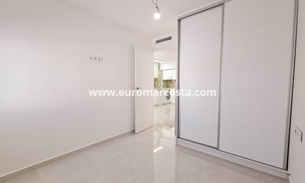 Venta - Bungalow - Torrevieja - Torreta