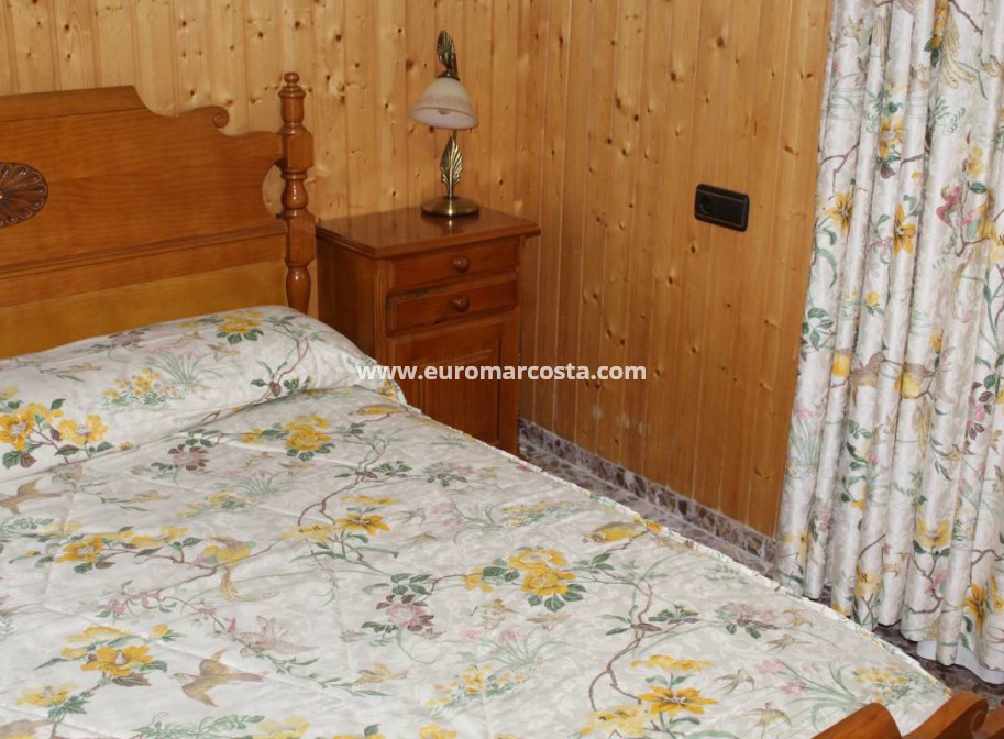 Venta - Chalet - Crevillente